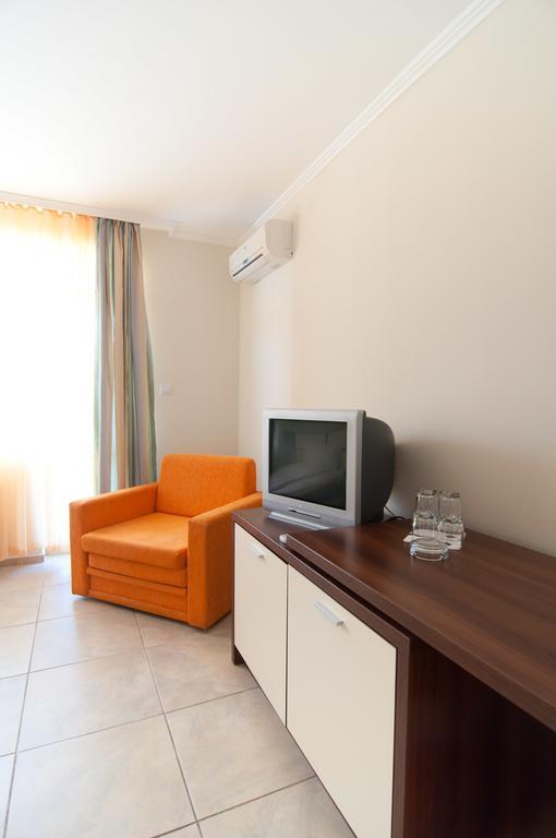 Guest House Hiora Ахтополь Экстерьер фото