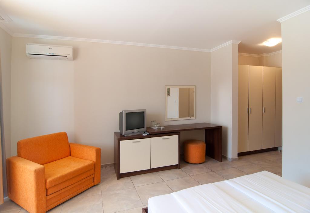 Guest House Hiora Ахтополь Экстерьер фото