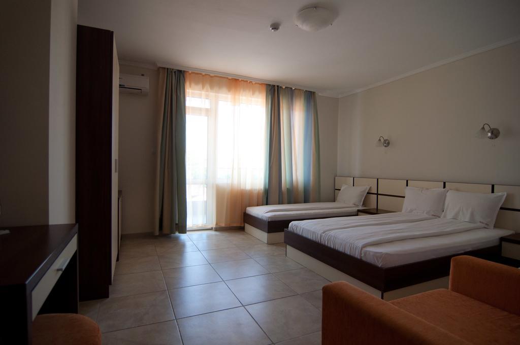 Guest House Hiora Ахтополь Экстерьер фото