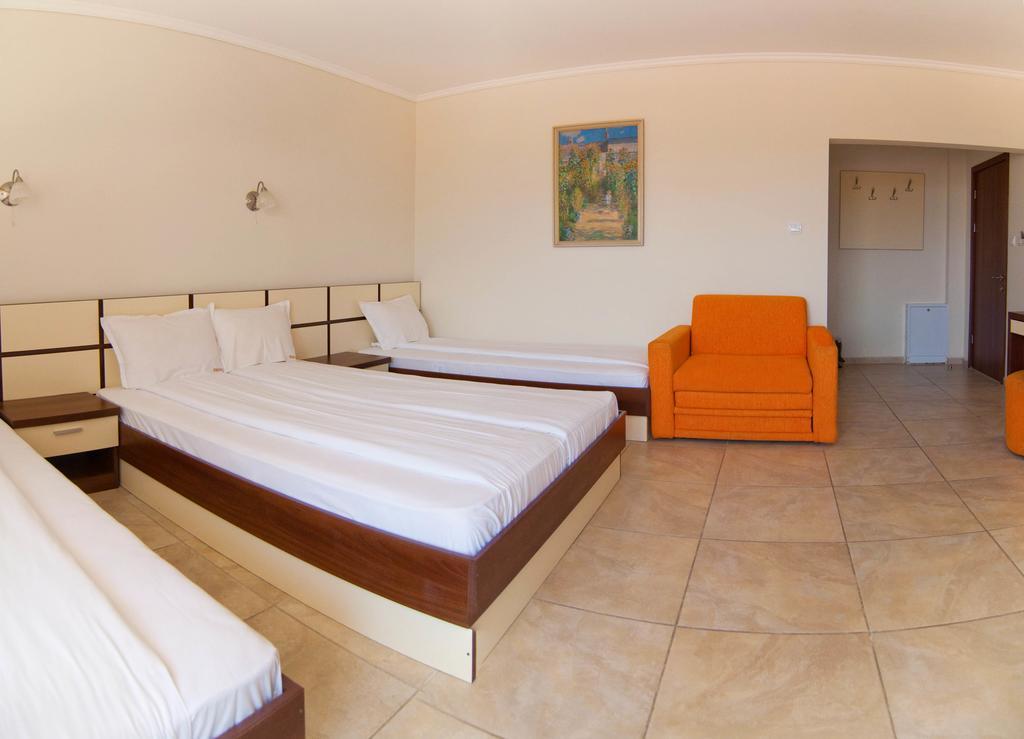 Guest House Hiora Ахтополь Экстерьер фото